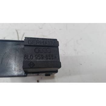 MANDO ELEVALUNAS DELANTERO DERECHO 8L0959855A 