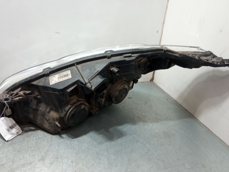 Recambio de faro derecho para peugeot 208 i (ca_, cc_) 1.2 vti 82 referencia OEM IAM 9802221280  