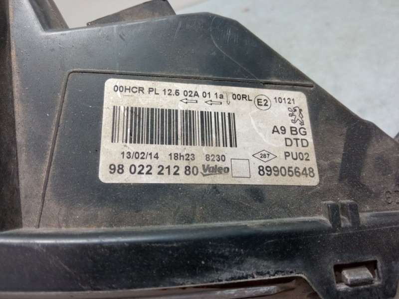 Recambio de faro derecho para peugeot 208 i (ca_, cc_) 1.2 vti 82 referencia OEM IAM 9802221280  