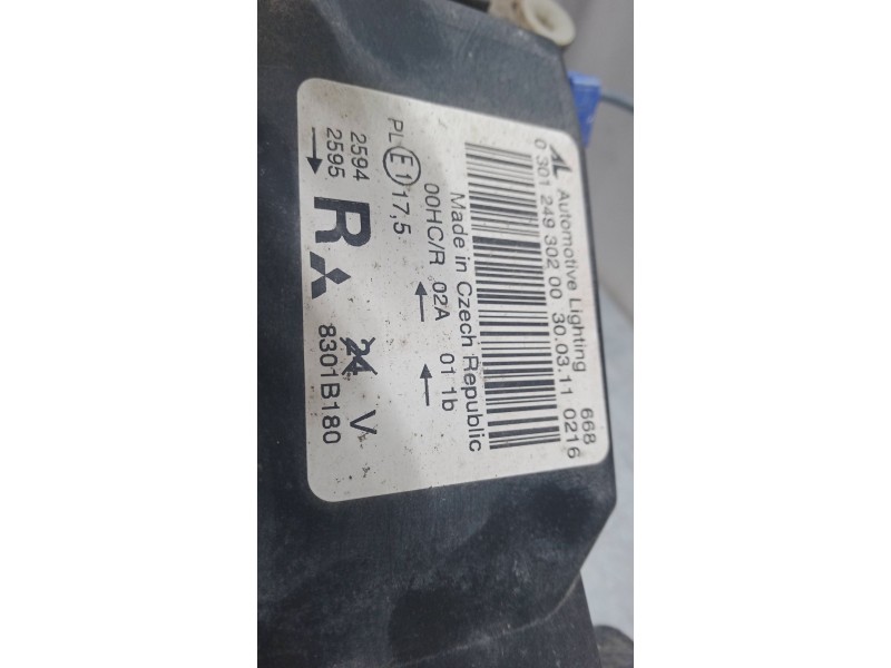 Recambio de faro derecho para mitsubishi colt vi (z3_a, z2_a) 1.3 (z21a) referencia OEM IAM 710301249302  
