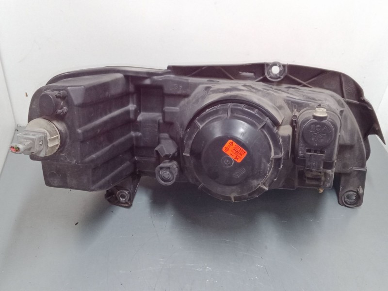 Recambio de faro izquierdo para peugeot 106 ii (1a_, 1c_) 1.1 i referencia OEM IAM   