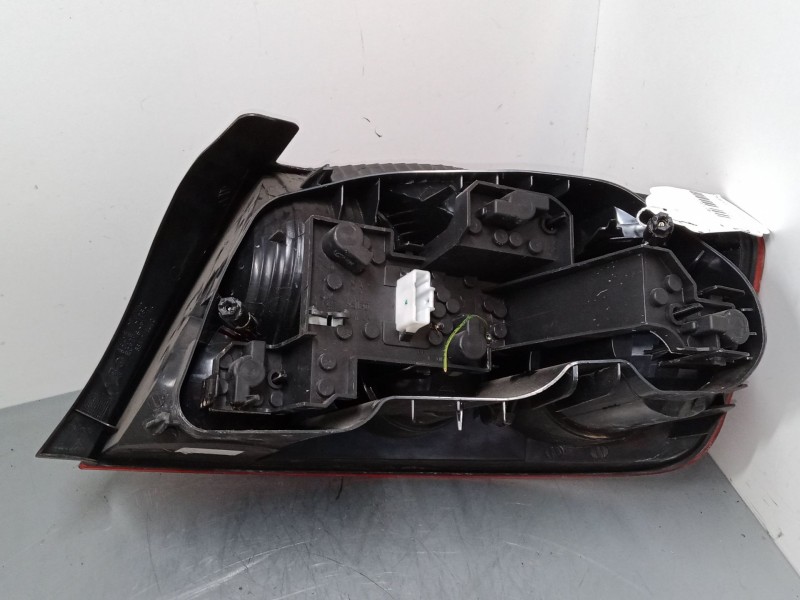 Recambio de piloto trasero izquierdo para peugeot 407 (6d_) 2.0 16v (6drfjc, 6drfje, 6drfjf) referencia OEM IAM   