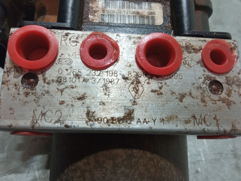 Recambio de abs para dacia sandero 1.4 (bs0c, bs0a, bs0g, bs1f, bs0e) referencia OEM IAM 8200756095 0265232198 0265800584