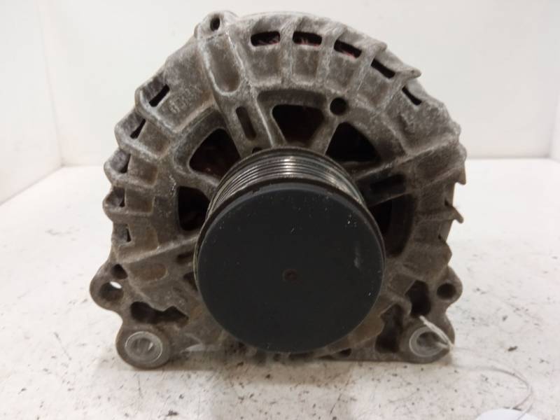 ALTERNADOR 231006833R TG15C217 