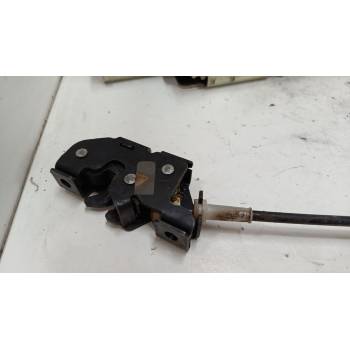 CERRADURA MALETERO / PORTON 