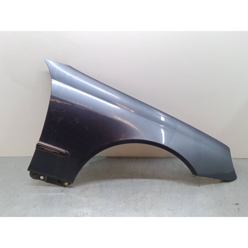 Recambio de aleta delantera derecha para mercedes-benz clk (c209) clk 200 kompressor (209.342) referencia OEM IAM   