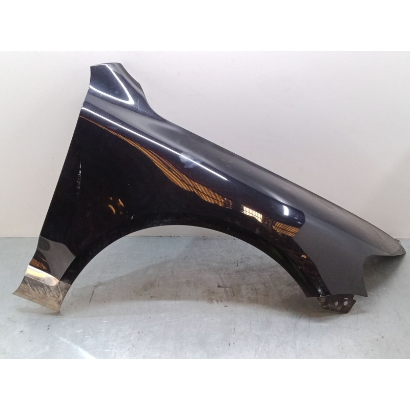 Recambio de aleta delantera derecha para volkswagen touareg (7la, 7l6, 7l7) 2.5 r5 tdi referencia OEM IAM 7L6821102K  
