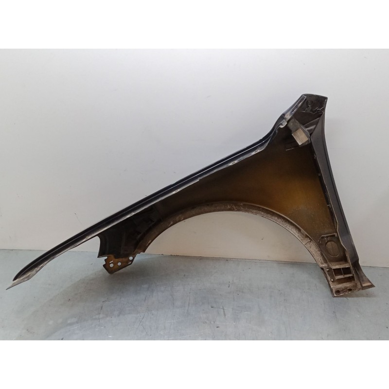 Recambio de aleta delantera derecha para volkswagen touareg (7la, 7l6, 7l7) 2.5 r5 tdi referencia OEM IAM 7L6821102K  