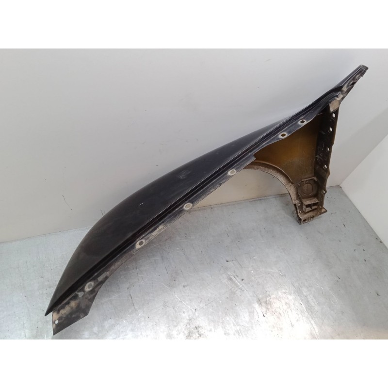 Recambio de aleta delantera derecha para volkswagen touareg (7la, 7l6, 7l7) 2.5 r5 tdi referencia OEM IAM 7L6821102K  