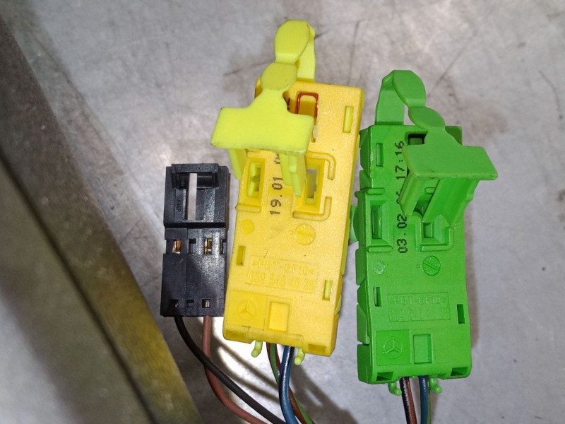 Recambio de volante multifincion para porsche cayman (987) s 3.4 referencia OEM IAM 997347804  