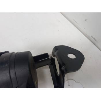 CINTURON SEGURIDAD DELANTERO DERECHO 