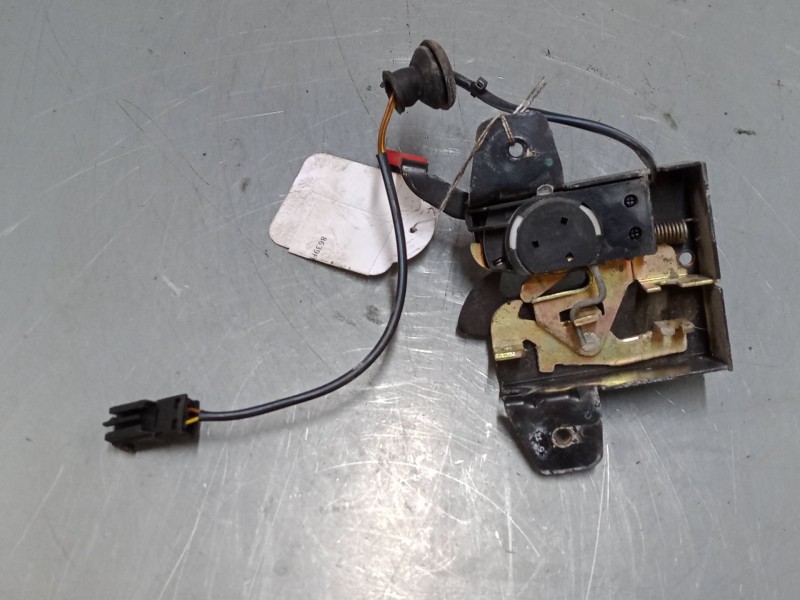 Recambio de cerradura capo para porsche cayman (987) s 3.4 referencia OEM IAM 99751105300  