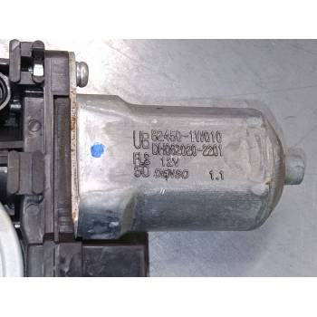 ELEVALUNAS ELECTRICO DELANTERO IZQUIERDO 824501W010 