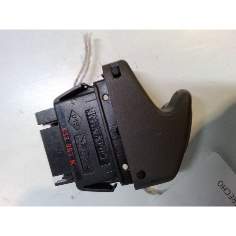Recambio de mando elevalunas delantero izquierdo para renault clio ii (bb_, cb_) 1.2 (bb0a, bb0f, bb10, bb1k, bb28, bb2d, bb2h, 