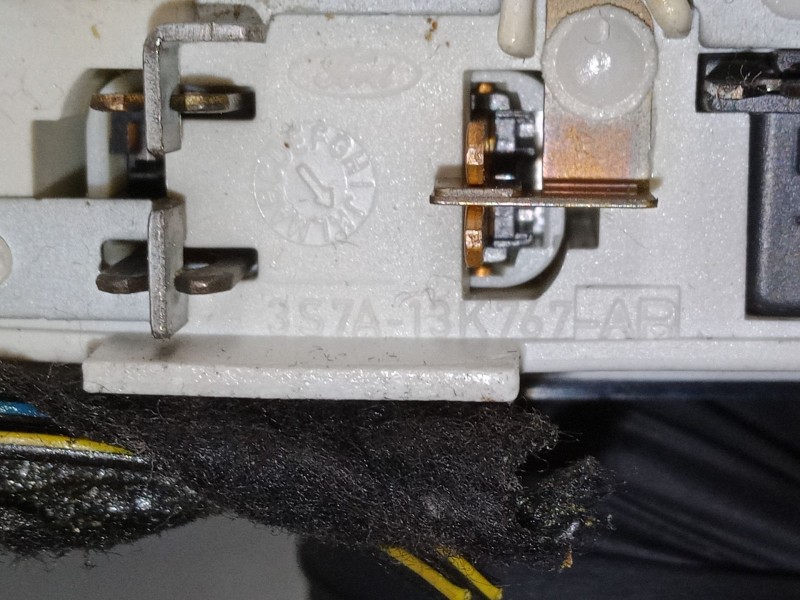 Recambio de luz interior delantera para ford focus ii (da_, hcp, dp) 1.8 tdci referencia OEM IAM   