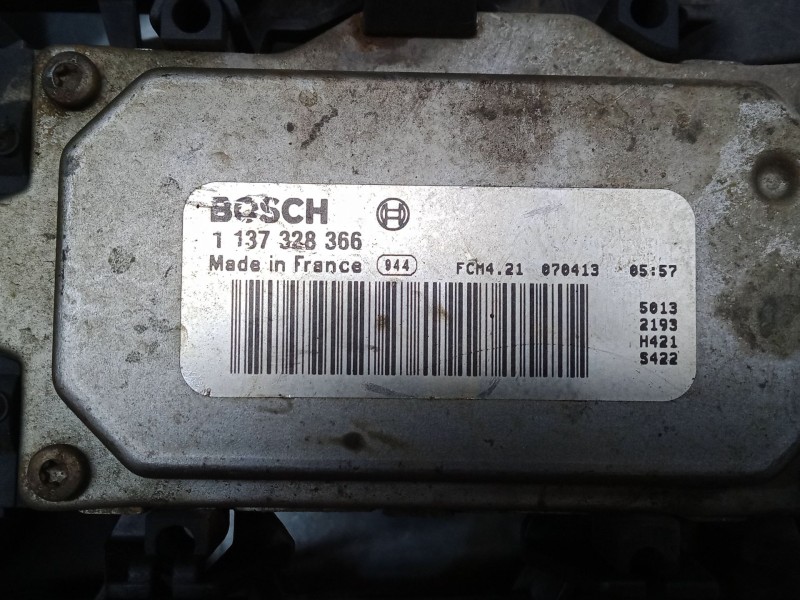 Recambio de electroventilador para ford focus ii (da_, hcp, dp) 1.8 tdci referencia OEM IAM 137328366  