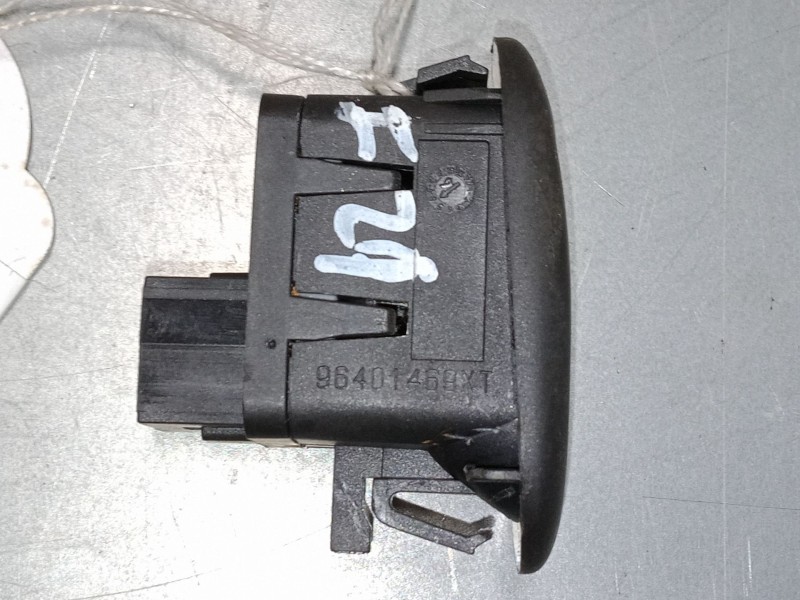 Recambio de mando elevalunas delantero izquierdo para citroën c2 (jm_) 1.1 referencia OEM IAM   