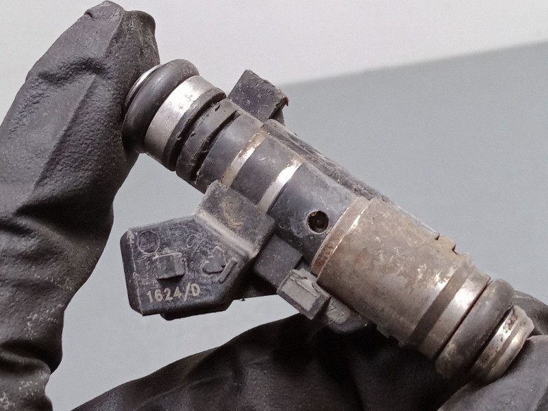 Recambio de inyector para citroën c2 (jm_) 1.1 referencia OEM IAM   
