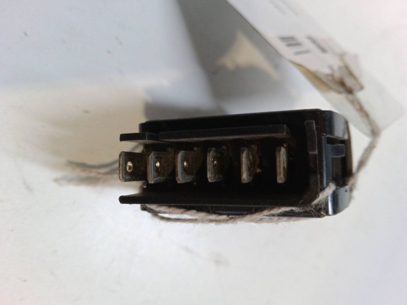 Recambio de mando elevalunas delantero izquierdo para renault clio ii (bb_, cb_) 1.2 (bb0a, bb0f, bb10, bb1k, bb28, bb2d, bb2h, 