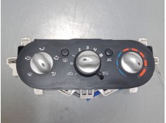 Recambio de mando climatizador para renault twingo ii (cn0_) 1.5 dci 75 referencia OEM IAM