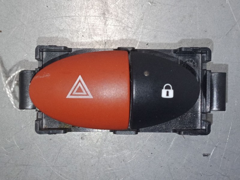 Recambio de warning para renault twingo ii (cn0_) 1.5 dci 75 referencia OEM IAM   