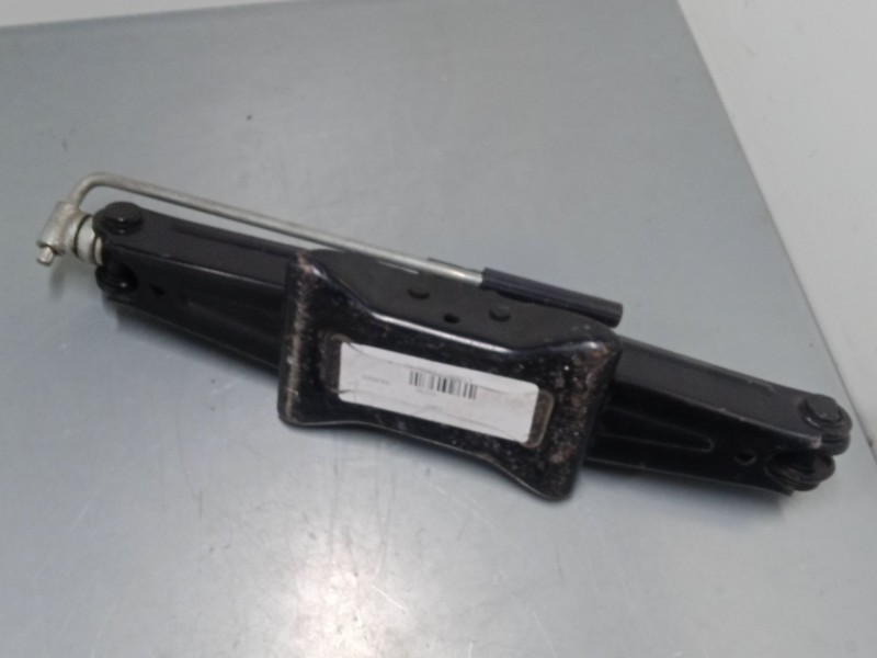 Recambio de gato para ford tourneo connect 1.8 tdci referencia OEM IAM   