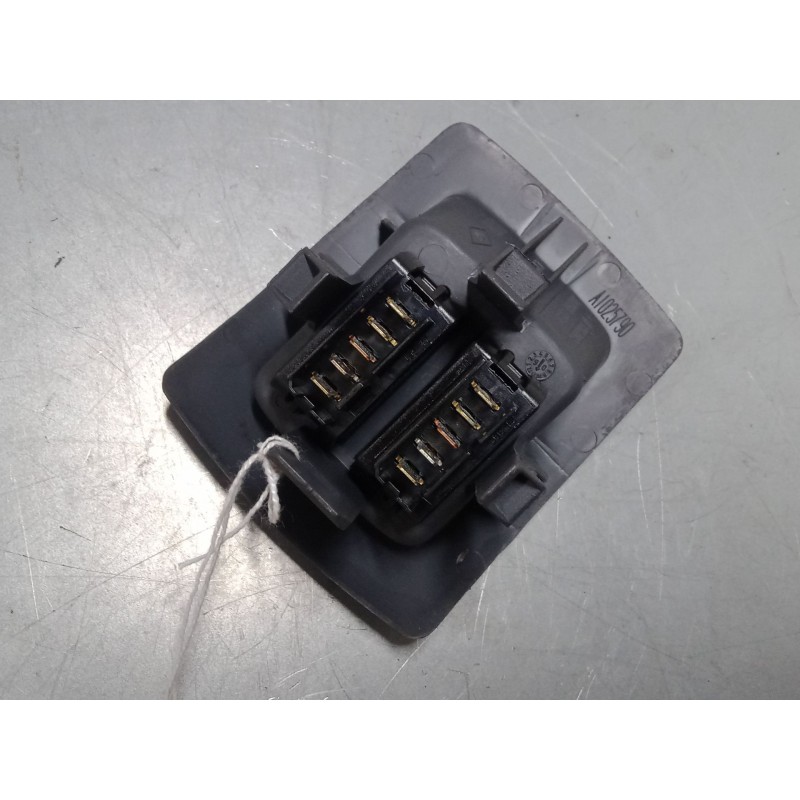 Recambio de mando elevalunas trasero central para dacia logan (ls_) 1.6 16v (ls09, ls0l, ls0m, ls0p, ls0v, ls18, ls1s, ls1v,... 