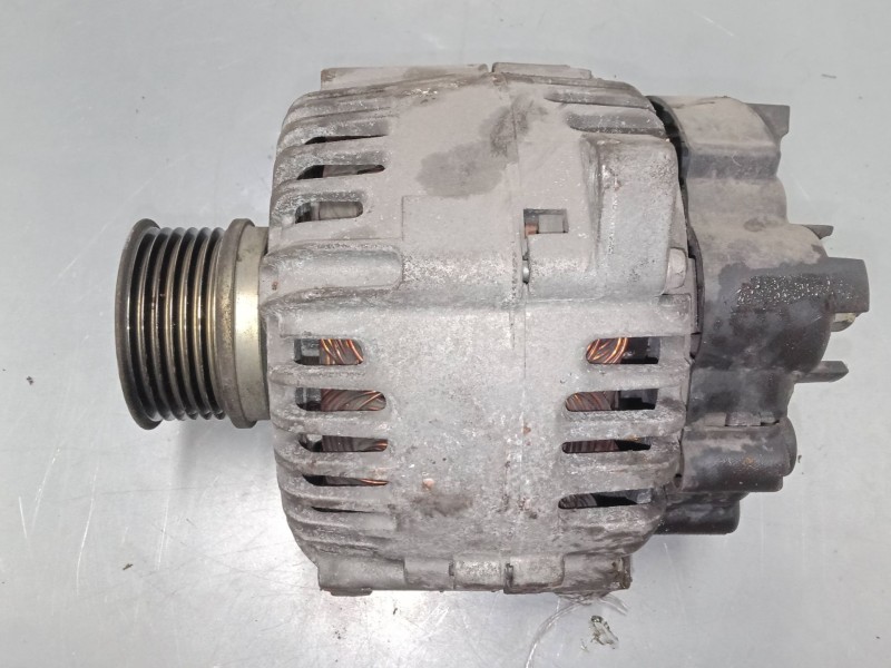 Recambio de alternador para dacia logan (ls_) 1.6 16v (ls09, ls0l, ls0m, ls0p, ls0v, ls18, ls1s, ls1v,... referencia OEM IAM 820