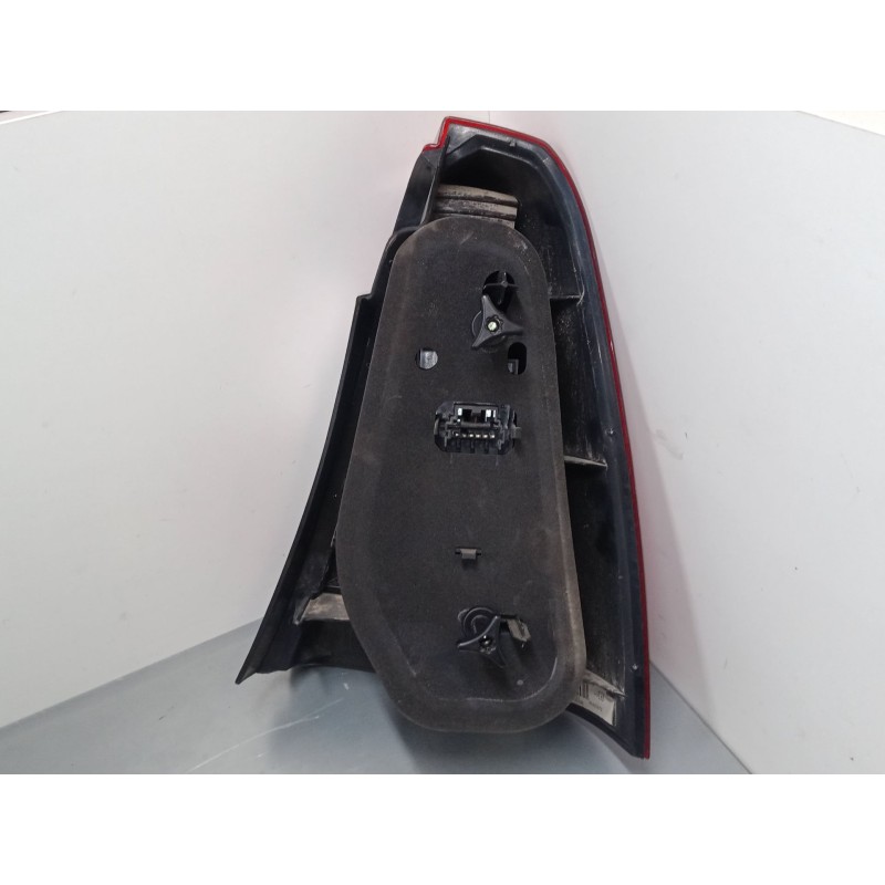 Recambio de piloto trasero izquierdo para dacia logan (ls_) 1.6 16v (ls09, ls0l, ls0m, ls0p, ls0v, ls18, ls1s, ls1v,... referenc