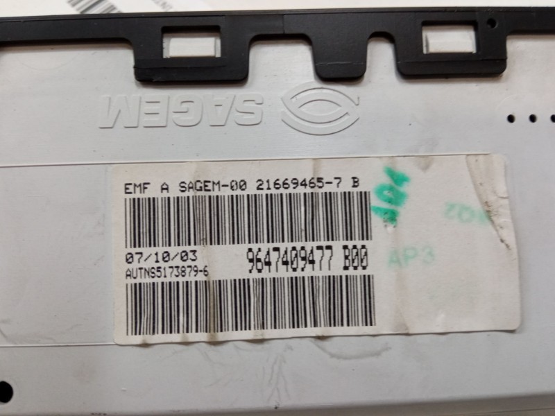 Recambio de pantalla interior reloj para citroën c3 i (fc_, fn_) 1.4 i referencia OEM IAM 9647409477  