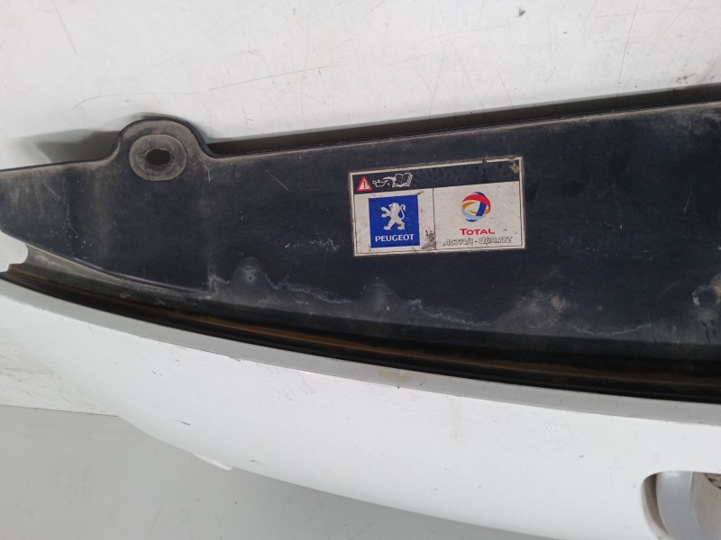 Recambio de rejillas capo para peugeot expert furgoneta (vf3a_, vf3u_, vf3x_) 2.0 hdi 120 referencia OEM IAM    Recambio de rejillas capo para peugeot expert furgoneta (vf3a_, vf3u_, vf3x_) 2.0 hdi 120 referencia OEM IAM