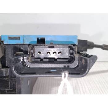 CERRADURA PUERTA TRASERA IZQUIERDA 