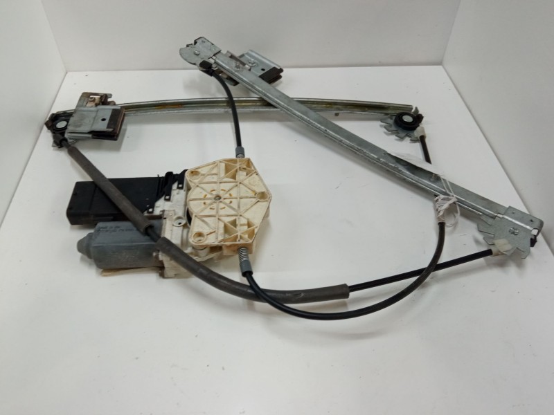 Recambio de elevalunas electrico derecho 3p para volkswagen new beetle (9c1, 1c1) 2.0 referencia OEM IAM 1J2959801D  