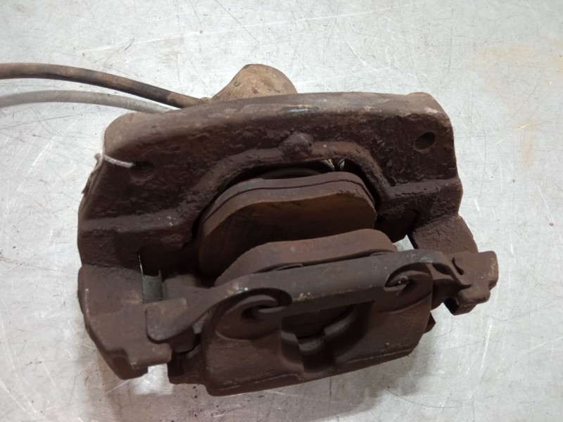 Recambio de pinza freno delantera derecha para bmw x5 (e53) 3.0 d referencia OEM IAM 34116773132  
