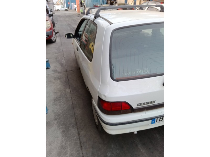 renault clio i (b/c57_, 5/357_) del año 1994 renault clio i (b/c57_, 5/357_) del año 1994