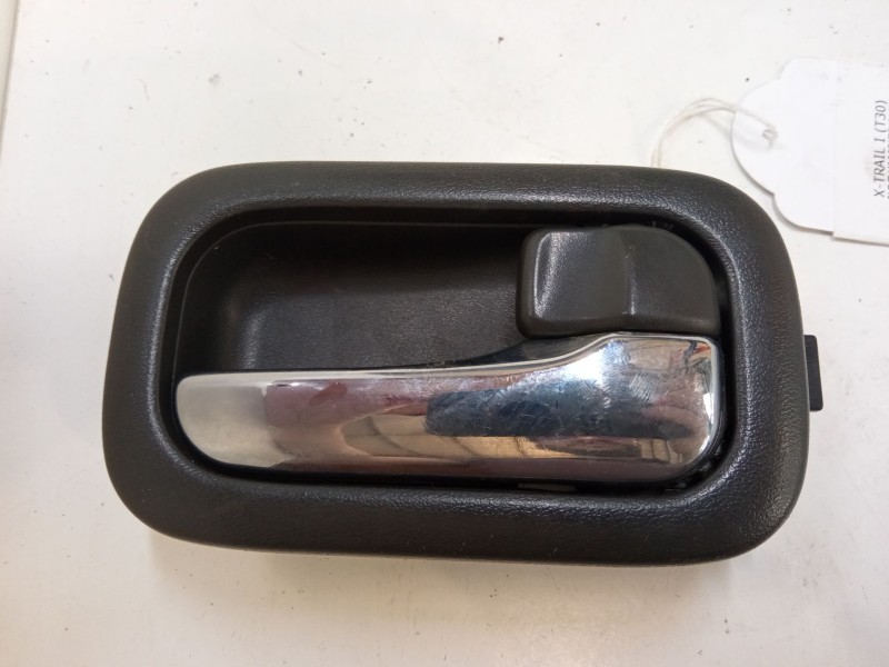 Recambio de maneta interior puerta delantera derecha para nissan x-trail i (t30) 2.2 di 4x4 referencia OEM IAM   