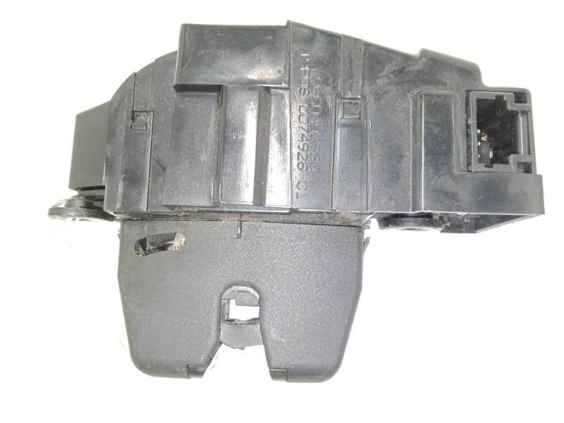 CERRADURA MALETERO / PORTON 