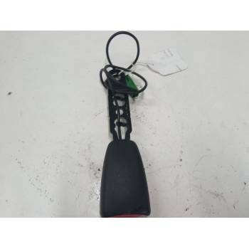 ANCLAJE CINTURON DELANTERO IZQUIERDO 