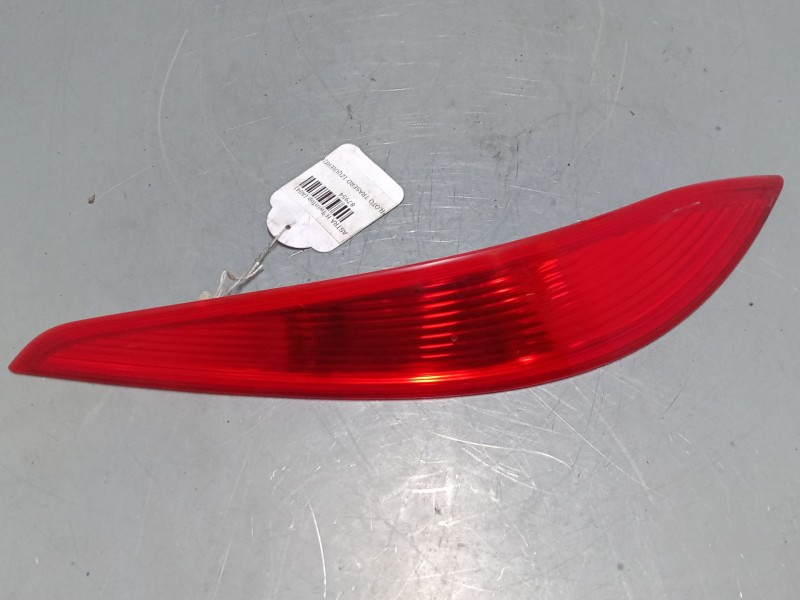 Recambio de piloto trasero porton izquierdo para opel astra h twintop (a04) 1.8 (l67) referencia OEM IAM   