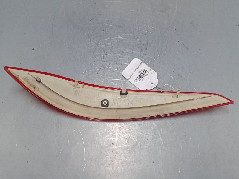 Recambio de piloto trasero porton izquierdo para opel astra h twintop (a04) 1.8 (l67) referencia OEM IAM   