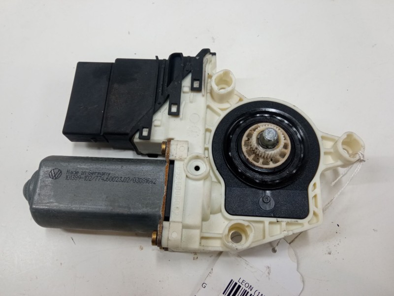 Recambio de motor elevaluna trasero izquierdo para seat leon (1m1) 1.9 tdi referencia OEM IAM 1C0959811A  