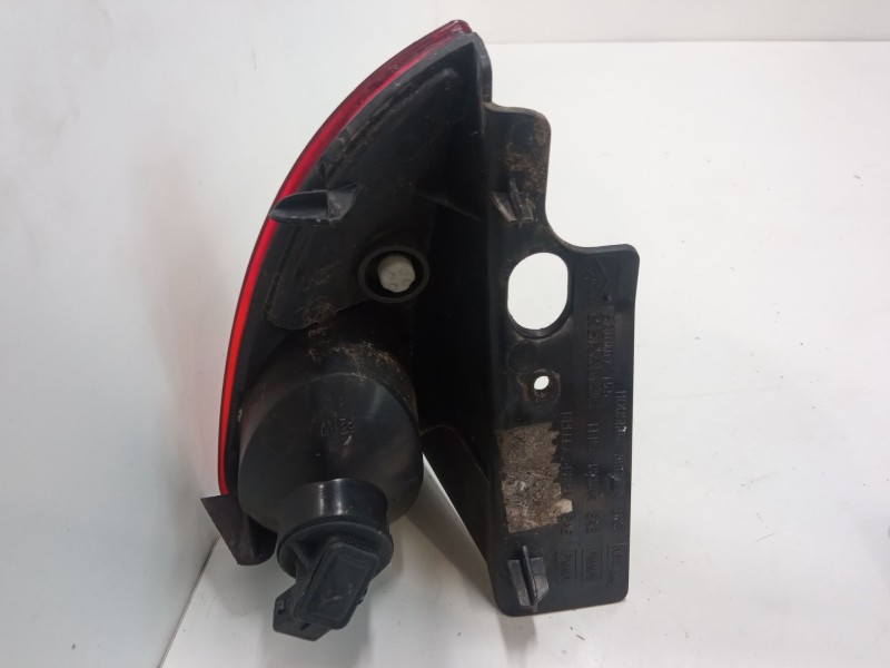Recambio de faro antiniebla trasero derecho para renault espace iv (jk0/1_) 2.0 (jk0a, jk1d, jk0n) referencia OEM IAM   