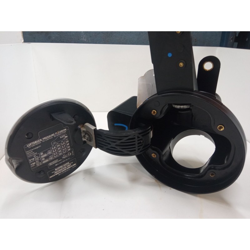 Recambio de tapa exterior combustible para mercedes-benz clase m (w163) ml 55 amg (163.174) referencia OEM IAM A1635840621  