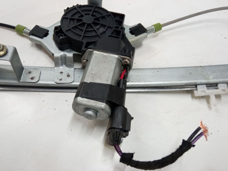 Recambio de elevalunas electrico delantero izquierdo para fiat punto (188_) 1.4 referencia OEM IAM   