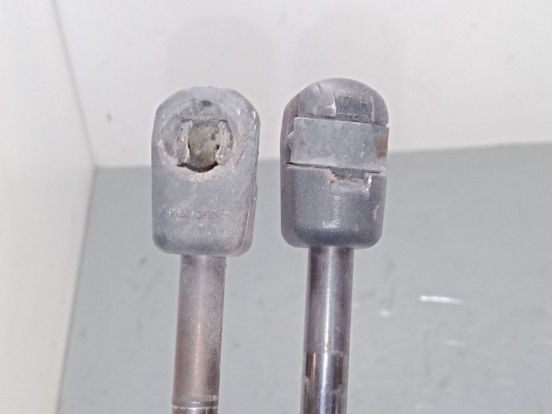 Recambio de amortiguadores malet/porton para mazda 3 (bk) 1.6 (bk14) referencia OEM IAM   