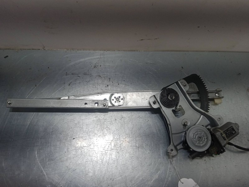 Recambio de elevalunas electrico delantero izquierdo para chevrolet aveo / kalos sedán (t250, t255) 1.4 referencia OEM IAM 96652