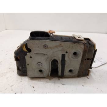 CERRADURA PUERTA TRASERA IZQUIERDA 