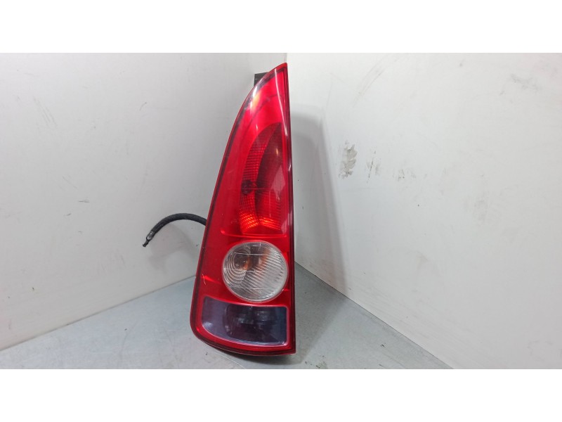 Recambio de piloto trasero izquierdo para renault espace iv (jk0/1_) 2.2 dci (jk0h) referencia OEM IAM 8200027153  