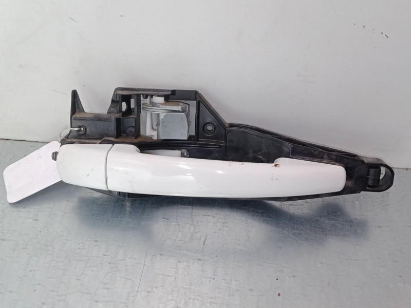 Recambio de maneta exterior puerta delantera izquierda para peugeot 208 i (ca_, cc_) 1.2 vti 82 referencia OEM IAM   