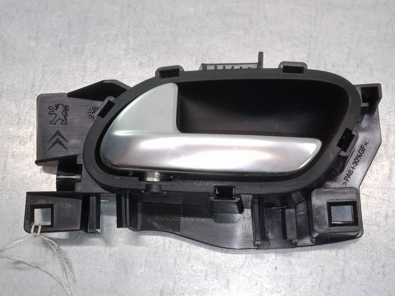 Recambio de maneta interior puerta delantera izquierda para peugeot 208 i (ca_, cc_) 1.2 vti 82 referencia OEM IAM 96555518VV  